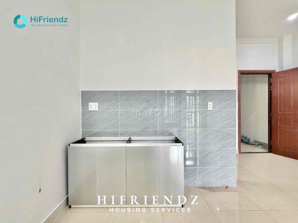 Tell Zhang studio 40 m2 full interior right ueh cs N, University of the Constitution