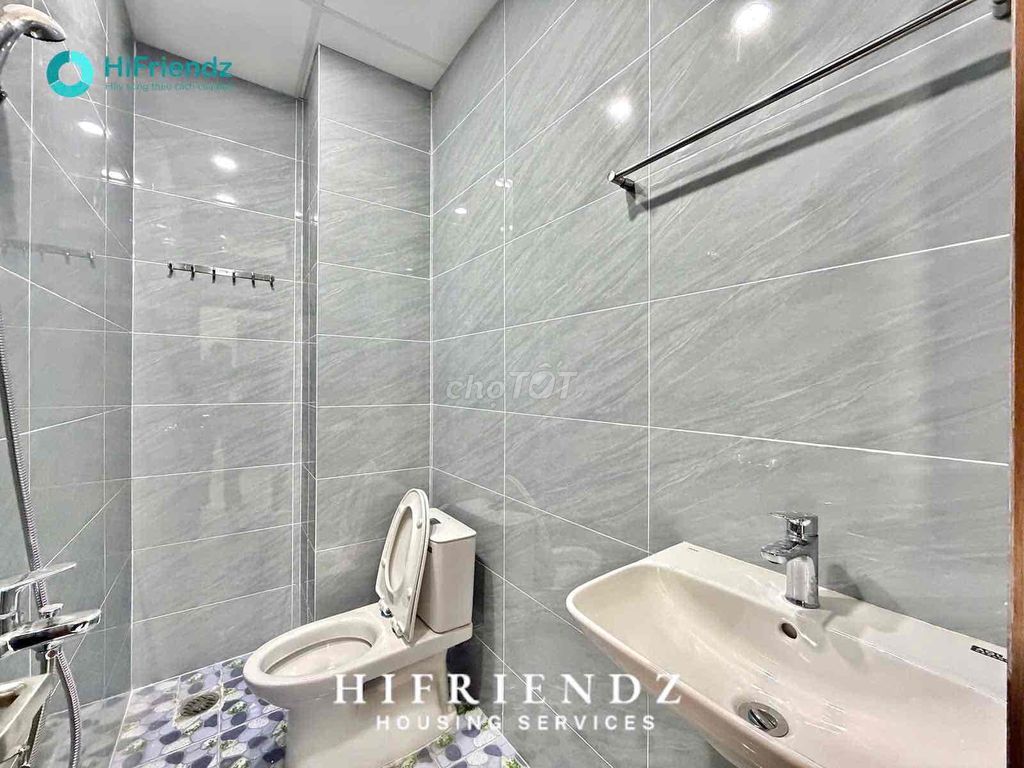 Tell Zhang studio 40 m2 full interior right ueh cs N, University of the Constitution