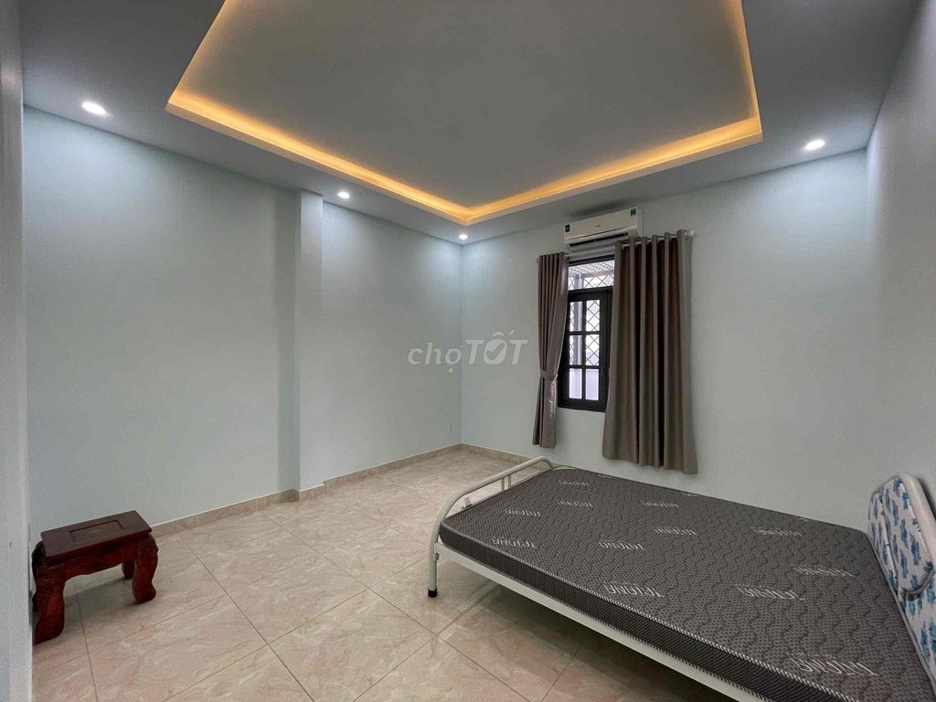 Renting the entire 7th District, 4P 2nd floor 25 million a month.