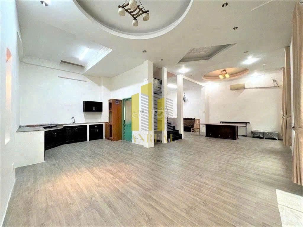 Rent the villa at Thảo Điền 4 rooms for 45 million