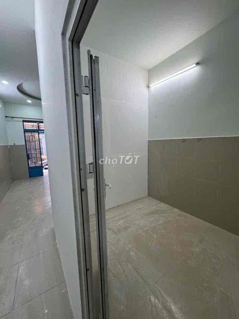 Renting Phạm Văn Chiêu out of 9 Gò Vấp.