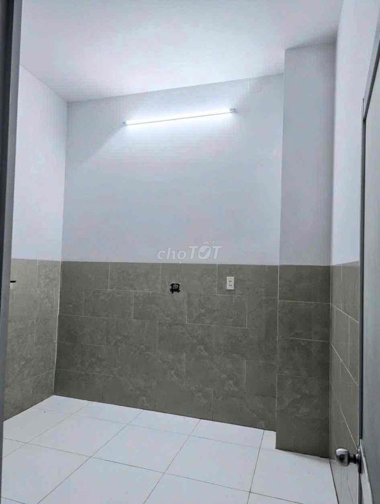 New house painted 3 bedrooms ready số 8 Linh Xuân Thủ Đức air conditioning