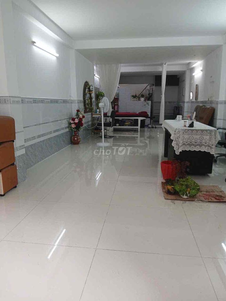 1 mb 2 bedroom 2 3 3 3 3 3 million 8/8 million lnh