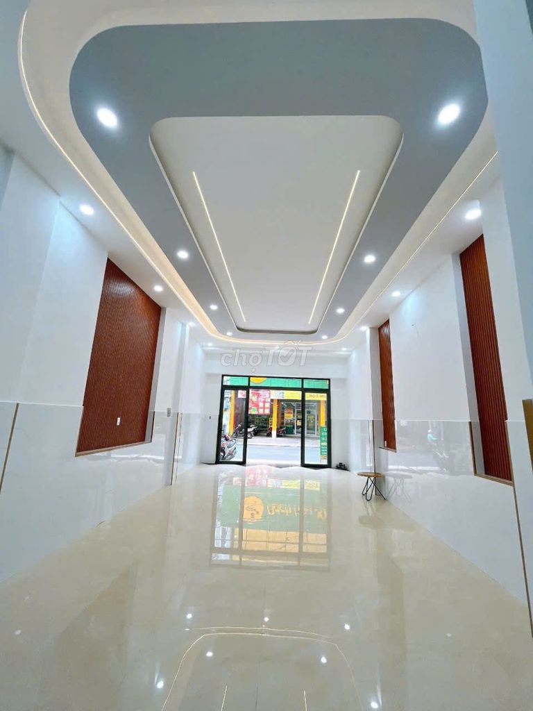 Rent 12 B Hồng Lạc-711 Q.Tân Bình near the Sand House