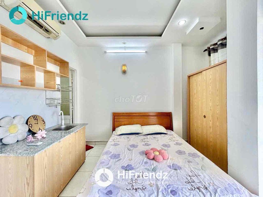 available Bancol air elevators - near four quarters.