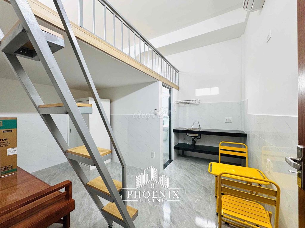 A full interior room is available at the University of huflit-Nguyễn Ảnh Thủ.