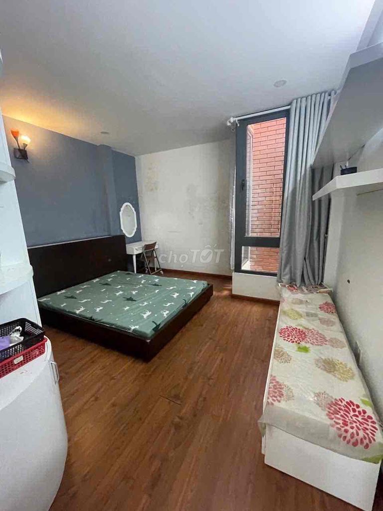 Nice house. Two-story bedrooms. 102 Lã Xuân Oai.