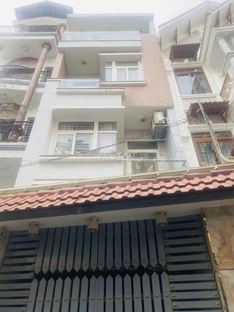 Rent house number 752/ Lạc Long Quân on 8th, Tân Bình