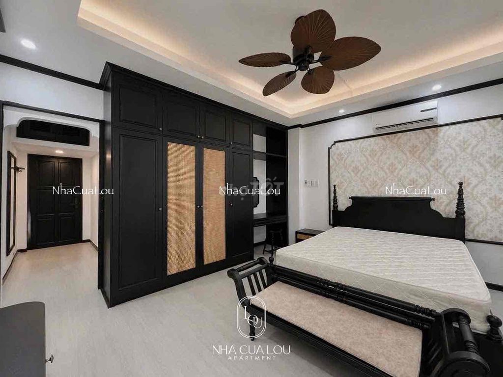 Hot apartment one bedroom luxry full of fine furniture right at the top of Lê Văn Sỹ.