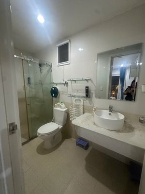 Rent City Gate apartment, three bedrooms, two toilets with full furniture.
