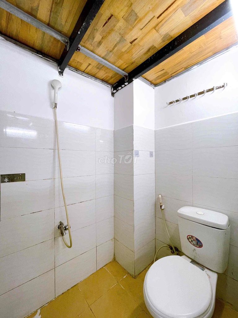 Free duxlep is available near the University of Deposits 11-- 11-dollar.