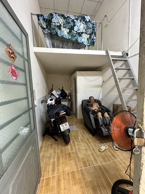 Hot hot hot room renting a super cheap motel