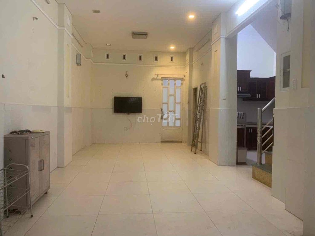 Rent an 132/2-Strelve mountain block 3 Gò Vấp