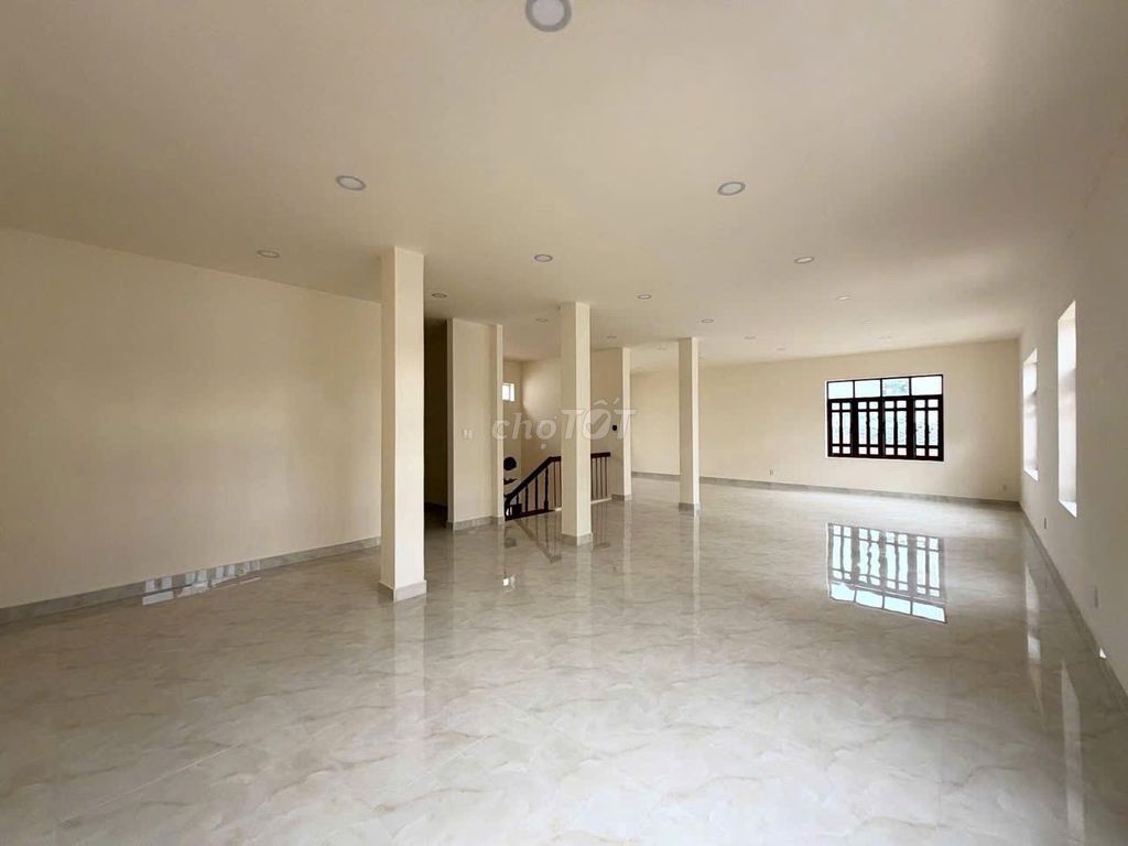 Rent Hồ Biểu Chánh Qpn, 25 X30 M M 2th floor, 50 million