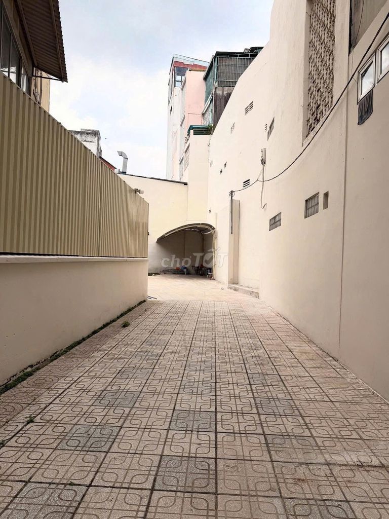 Rent Hồ Biểu Chánh Qpn, 25 X30 M M 2th floor, 50 million