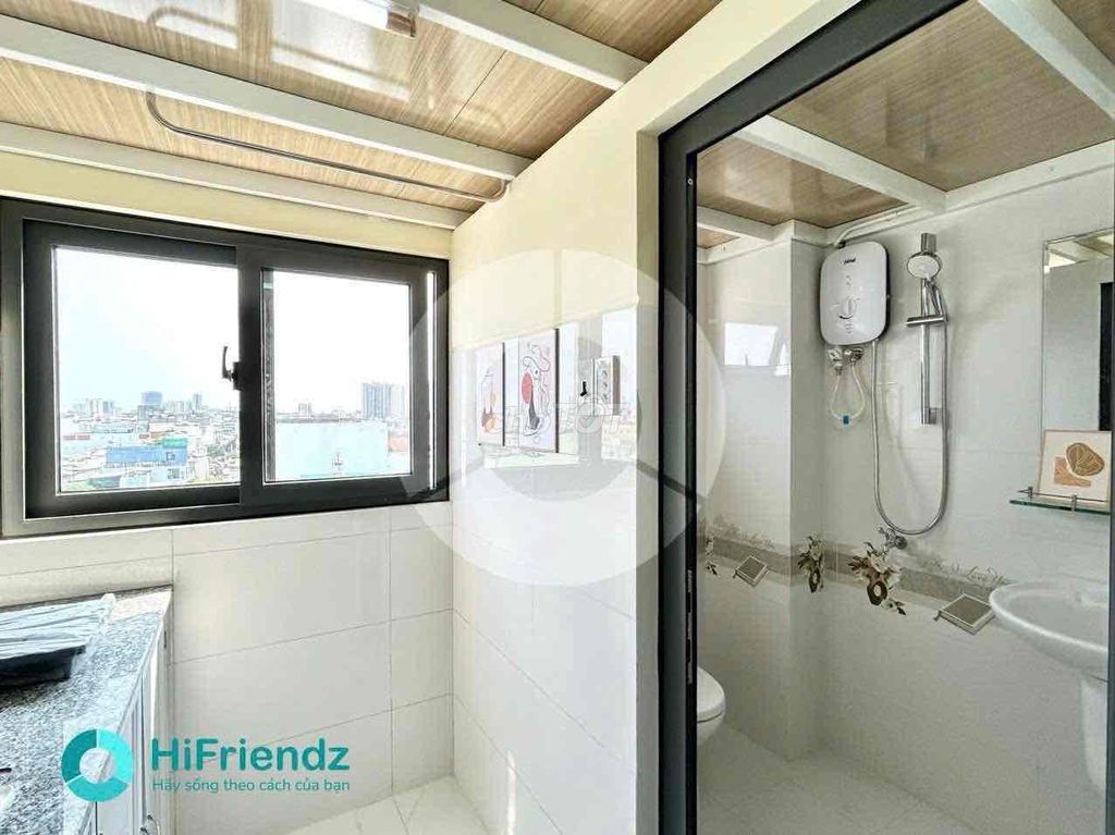 The window product is in the shower dress - the new house is wide open near the university vhu!