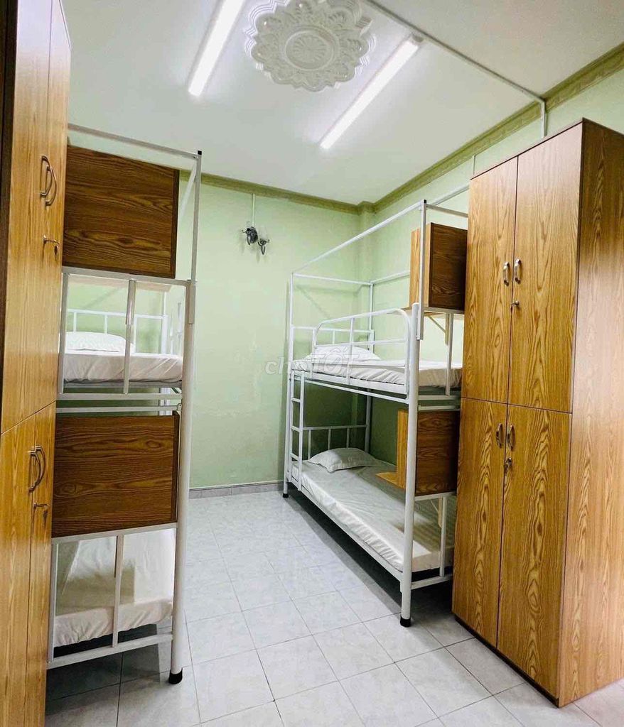 Women's dorm is in the green.