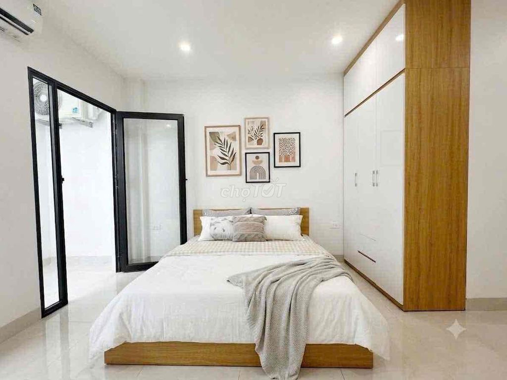 studio, balcony_Jets 40 m2_768 Nguyễn Kiệm