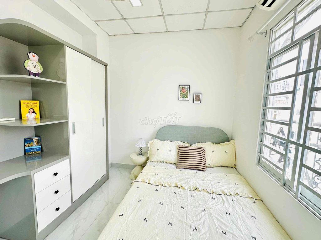 Room 1 bedroom 1 living room, balcony 40 meters.