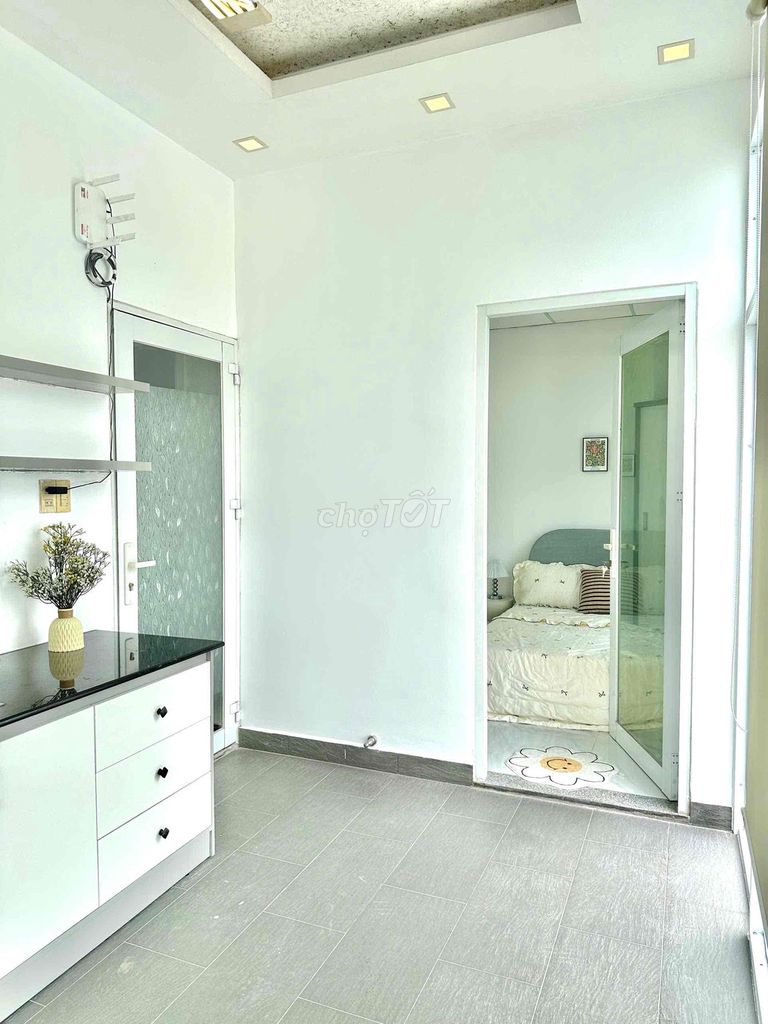Room 1 bedroom 1 living room, balcony 40 meters.