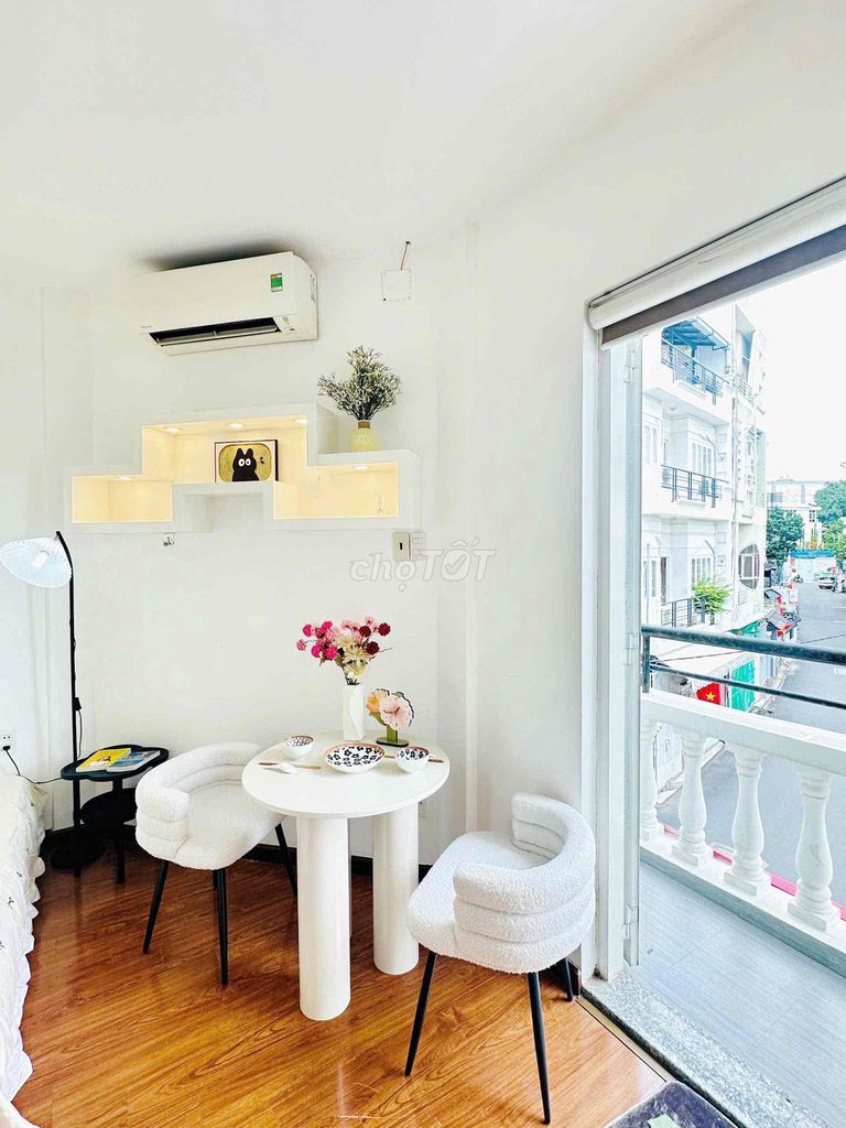 Room 1 bedroom 1 living room, balcony 40 meters.