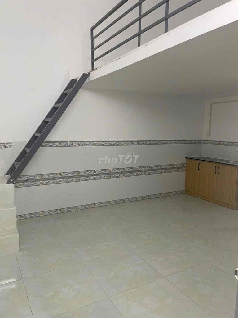High-stair living room ready for air conditioning, Tân Kỳ Tân Quý-aeon Tân Phú.