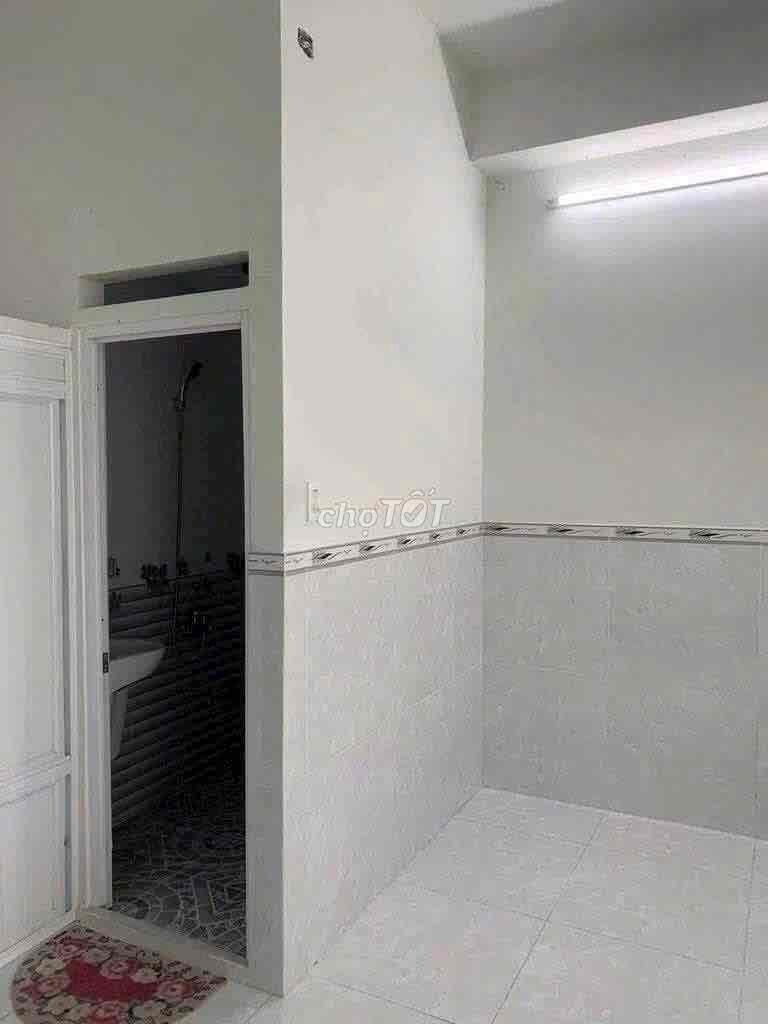 New room, 154/41.