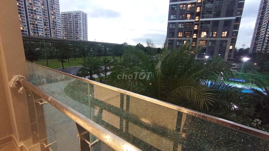 The balcony room in the apartment.