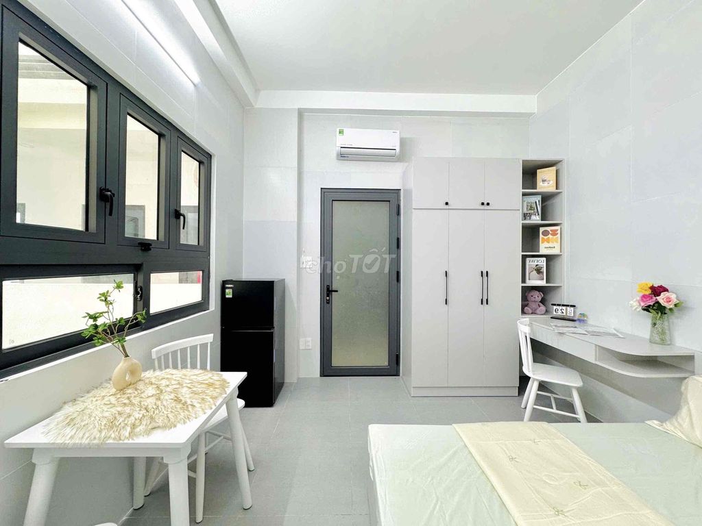 New Studio - A 1km Centan University