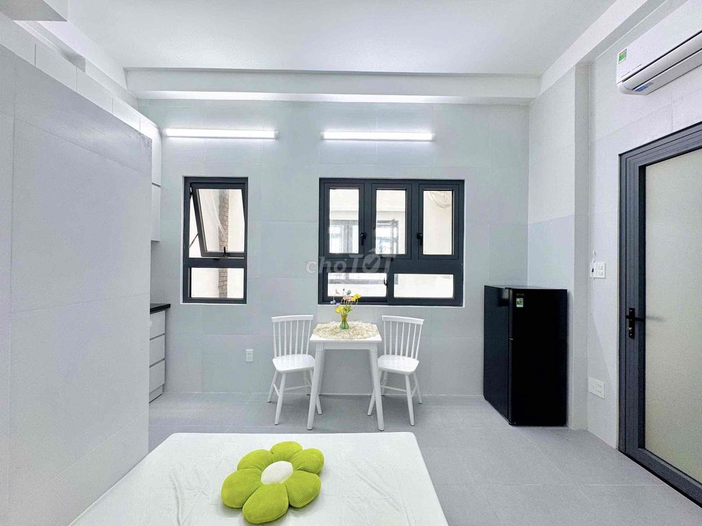 New Studio - A 1km Centan University