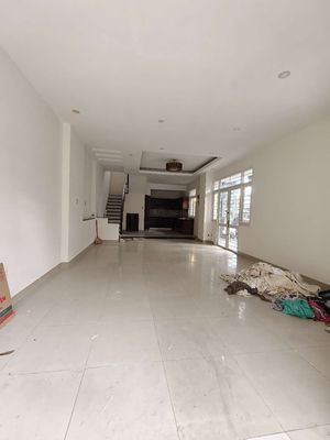 Rent the corner of two. A five-foot five-story missile compound.