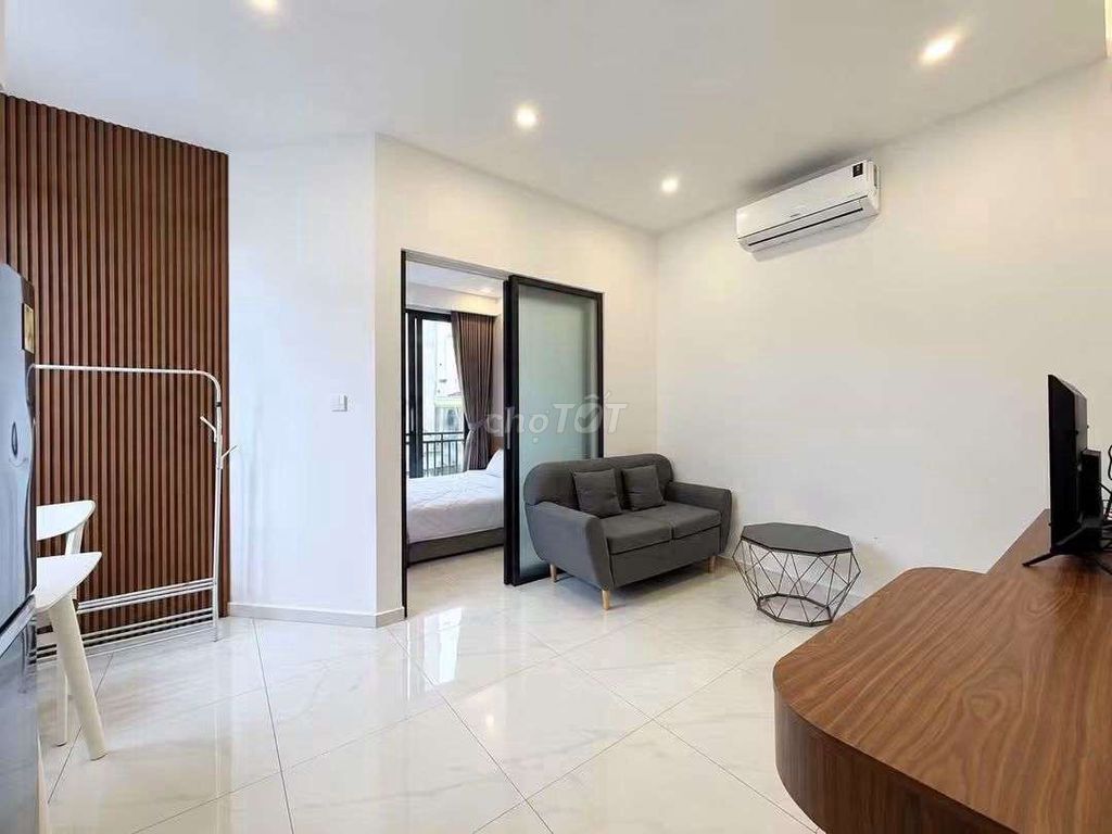 apartment one bedroom, new house 100%, elevator, downtown.