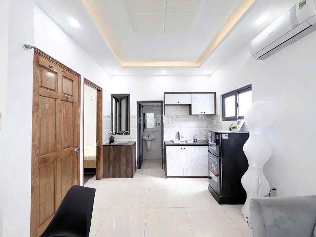 A bedroom near the latest airport - full interior.