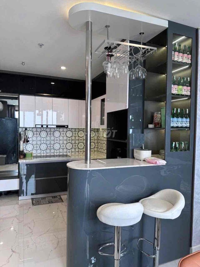 Rent a room for Vinhomes Grand Park in 9th.