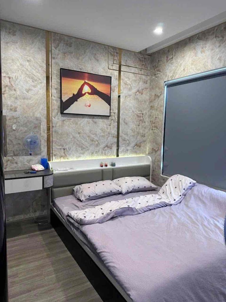 Rent a room for Vinhomes Grand Park in 9th.