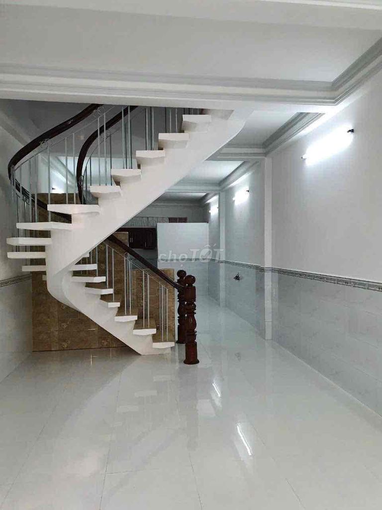 4 x is 16 feet per Earth, a new floor. O 9 3 3 3 3 3 2 2 8 3