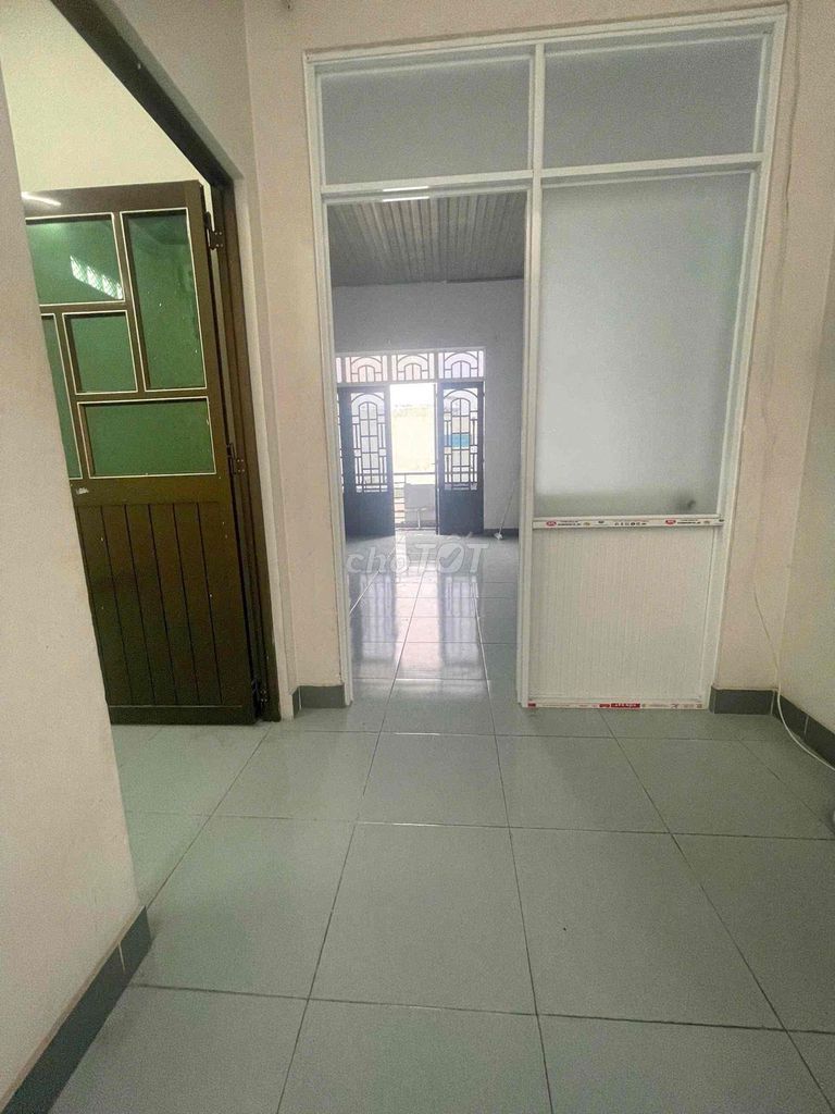 Rent the entire Gò Vấp. 1 Earth, 2 floors of area used: 124 m2.