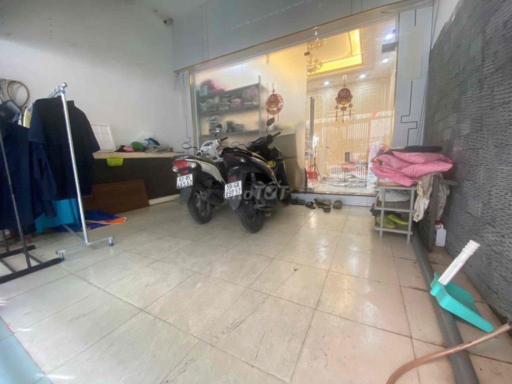 Rent the entire Gò Vấp. 1 Earth, 2 floors of area used: 124 m2.