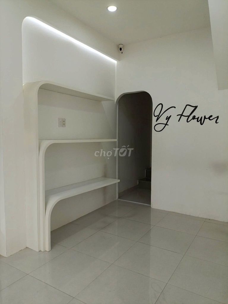 Nc Bàn Cờ 3 x 9 meters 1 TNN 2nd floor bedroom