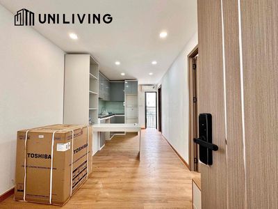 Rent a two-size super-Vườn Chuối balcony apartment, new 3%.