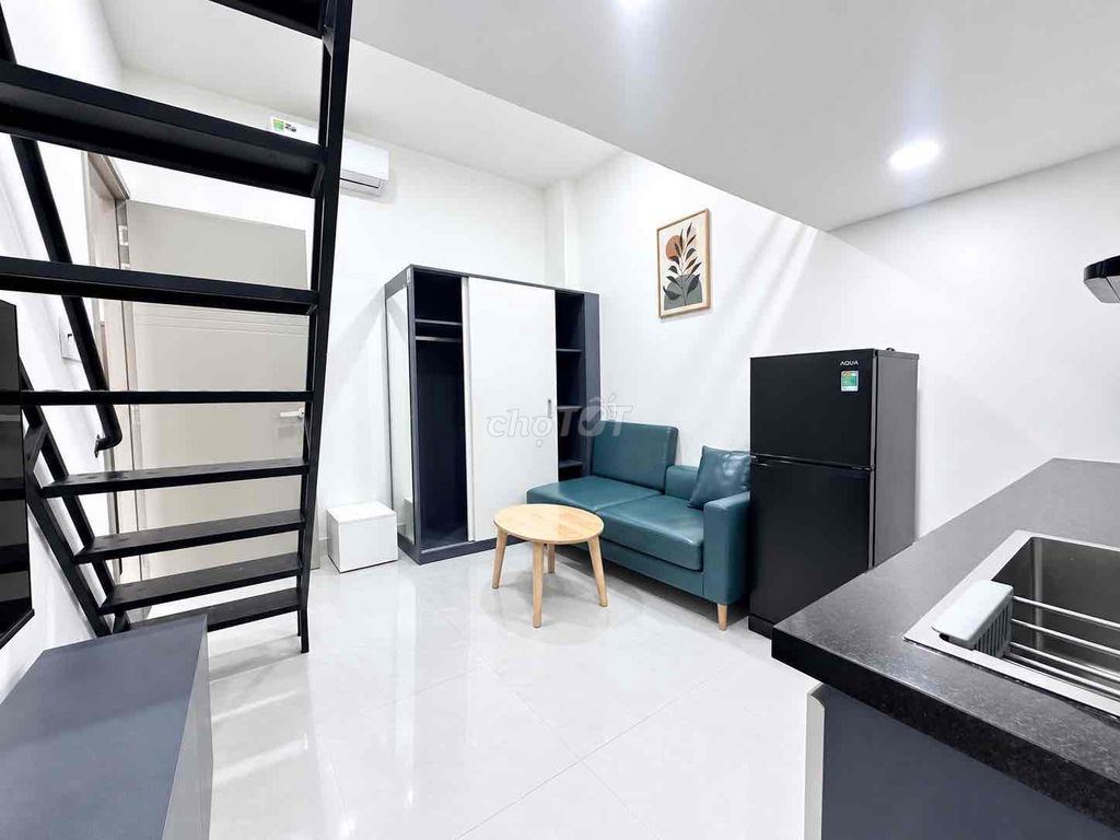 Rent room right here, Mart Mart, District 7, new building.