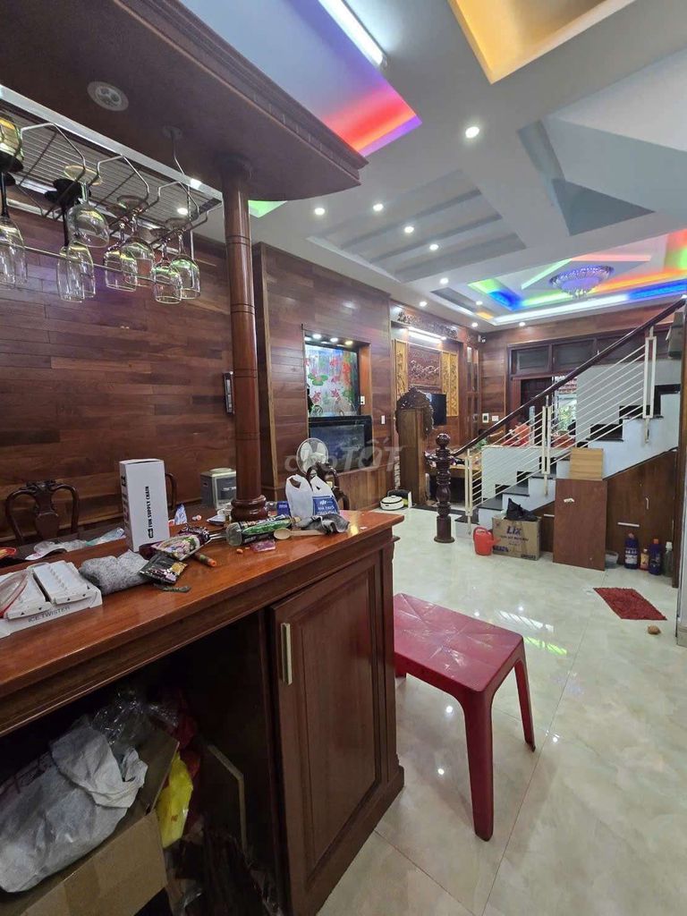 Rent 114 M2 (5 x 22,8) - 4 bedrooms - sleeping car.