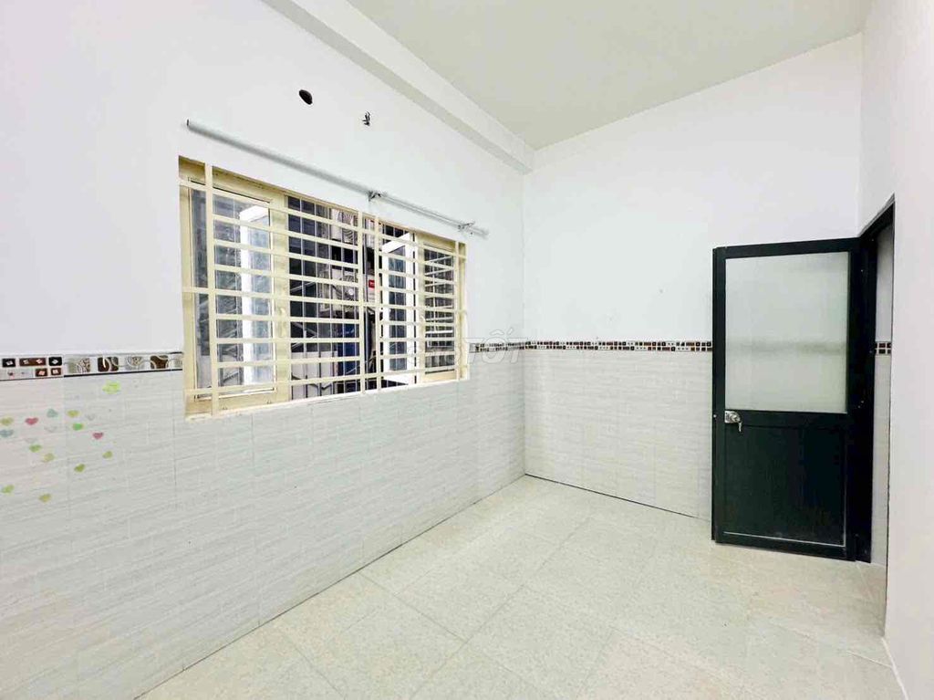 Go to the Bình Tân Service Room right here, Nin 5-18 million a month.