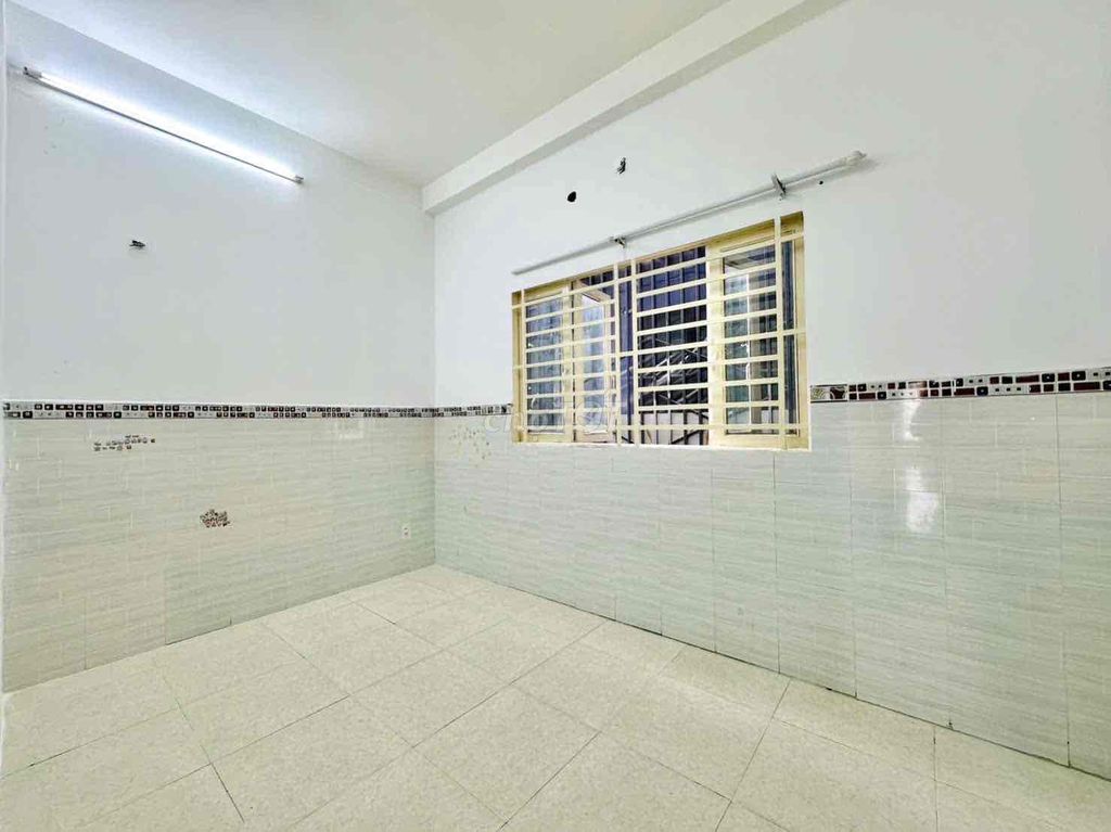 Go to the Bình Tân Service Room right here, Nin 5-18 million a month.