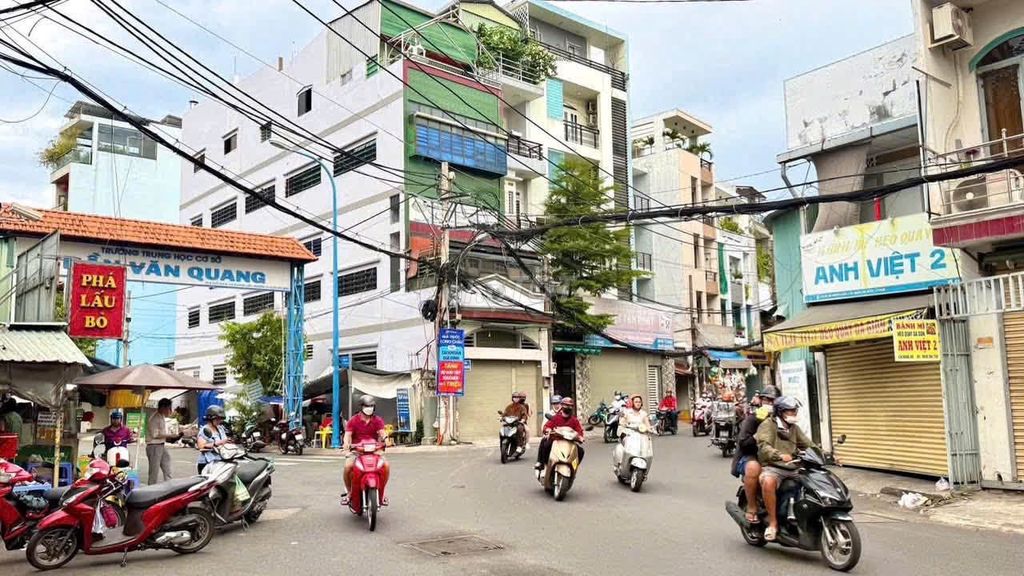 Ni Sư Huỳnh Liên.6 x26 m - Corner 2 m