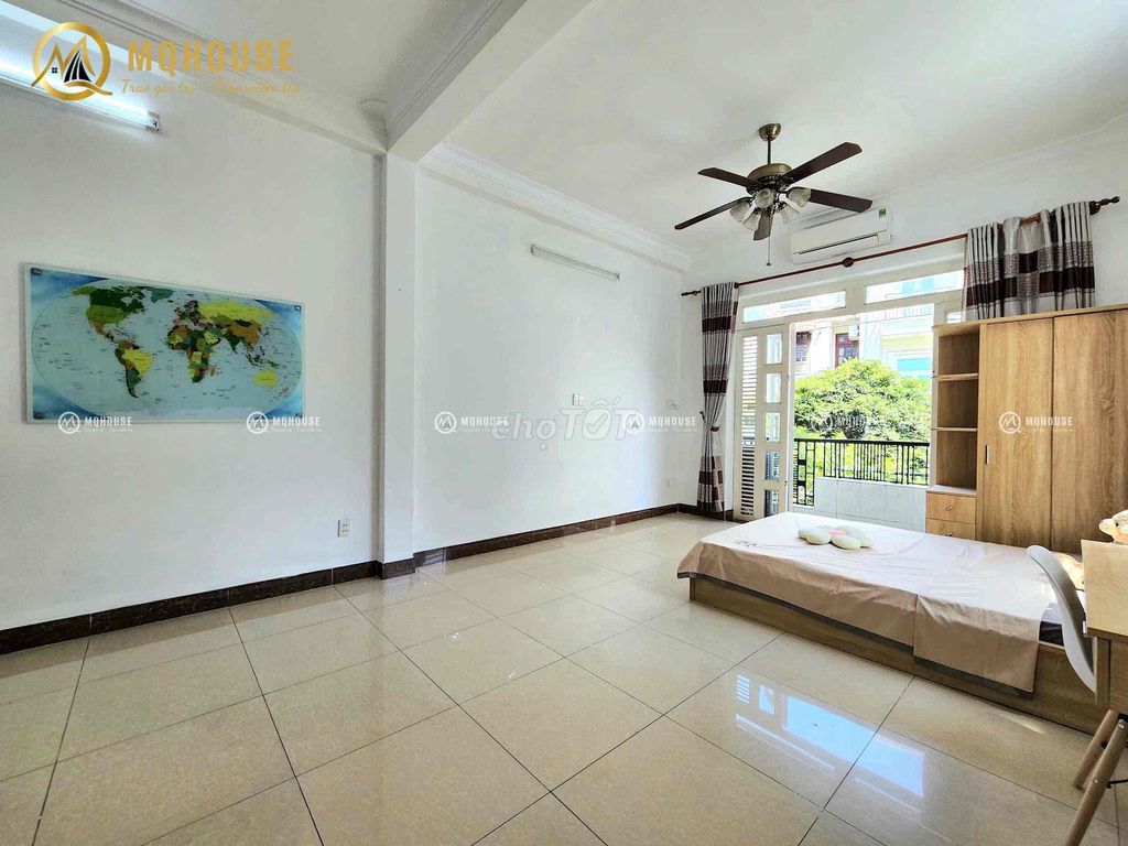 Rent a balcony-full interior on one-man washing machine.