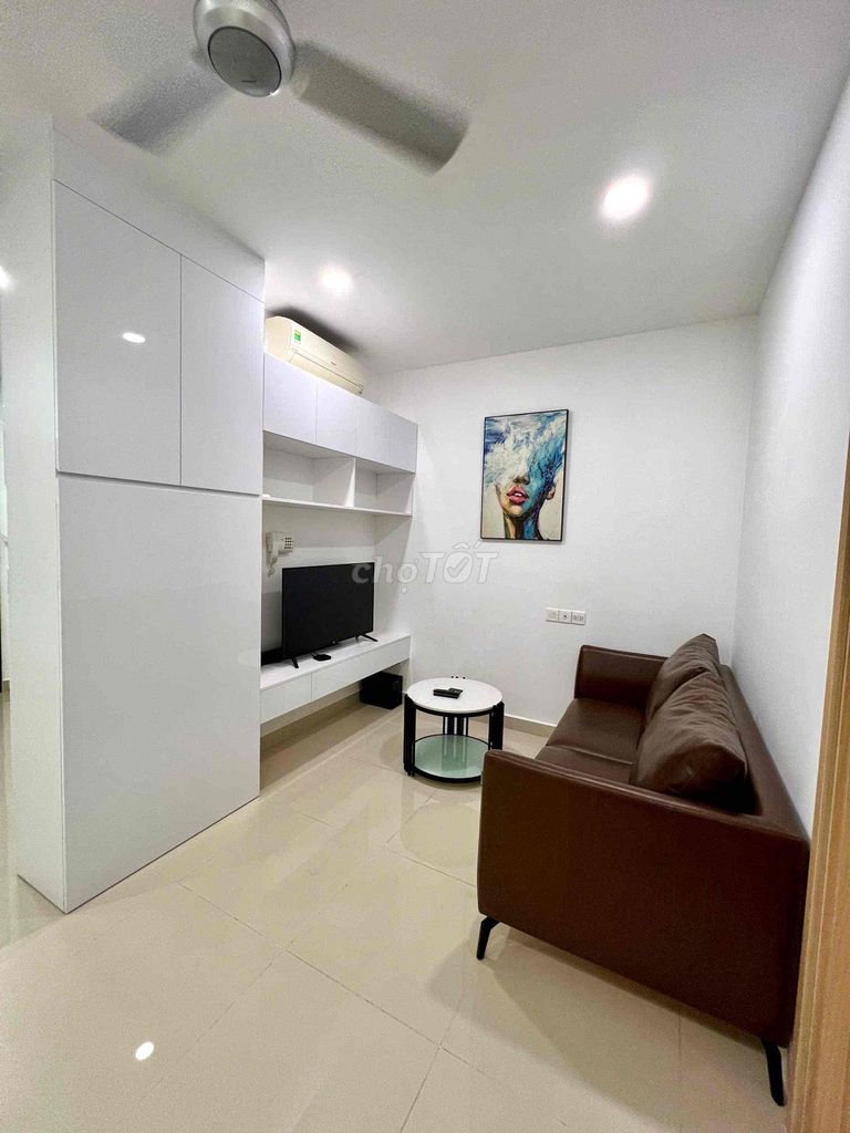 Renting Sunrise CityView District 7h: