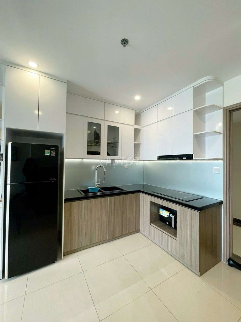 Rent two bedrooms 8 million high-end Vinhomes Grand Park. 9th District.