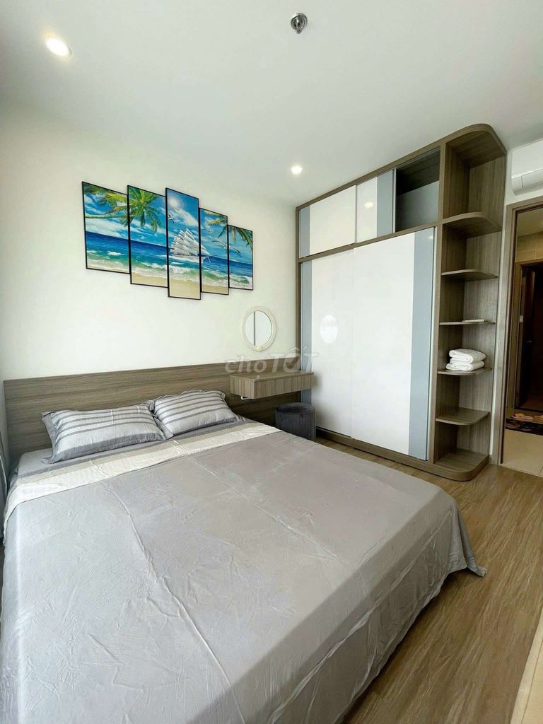 Rent two bedrooms 8 million high-end Vinhomes Grand Park. 9th District.