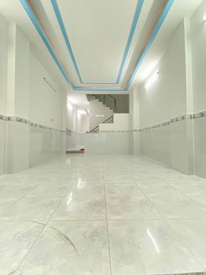 Rent a nice house. A South Long An Lạc 10 million 4 x 16th floor, third floor sleeping.